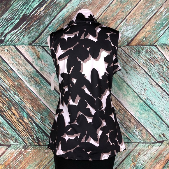 D3 - Larry Levine Drape Front Tie Butterfly Top - S - Picture 4 of 7